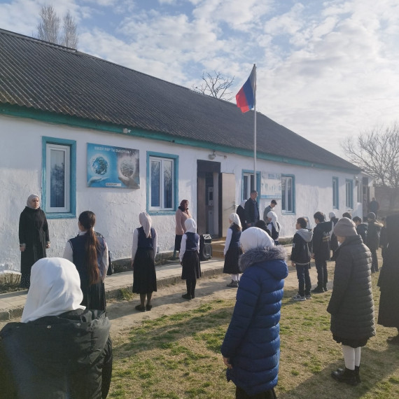 Поднятие флага Занятия "Разговоры о важном".